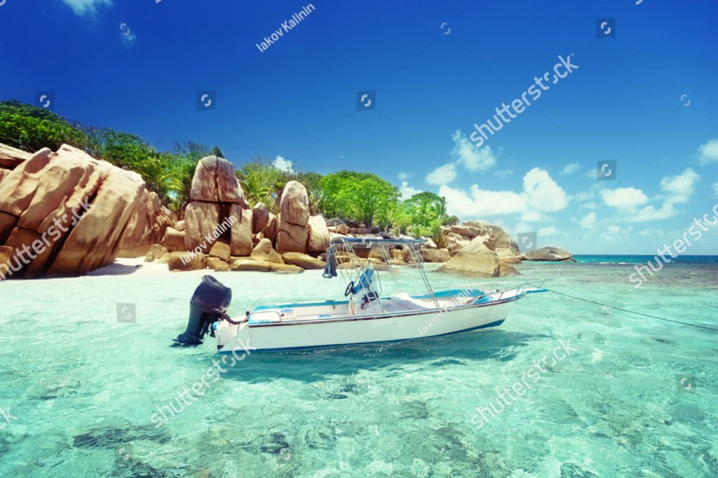 Praslin car rental