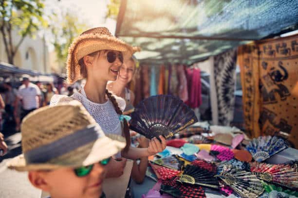 Local Shopping & Souvenirs Praslin Local Shopping & Souvenirs Praslin